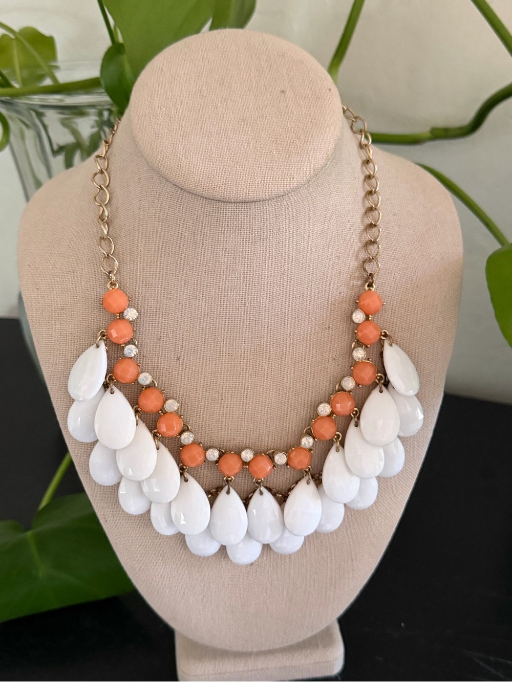 Vintage Gold-Tone Coral & White Lucire Teardrop Beaded Bib Necklace